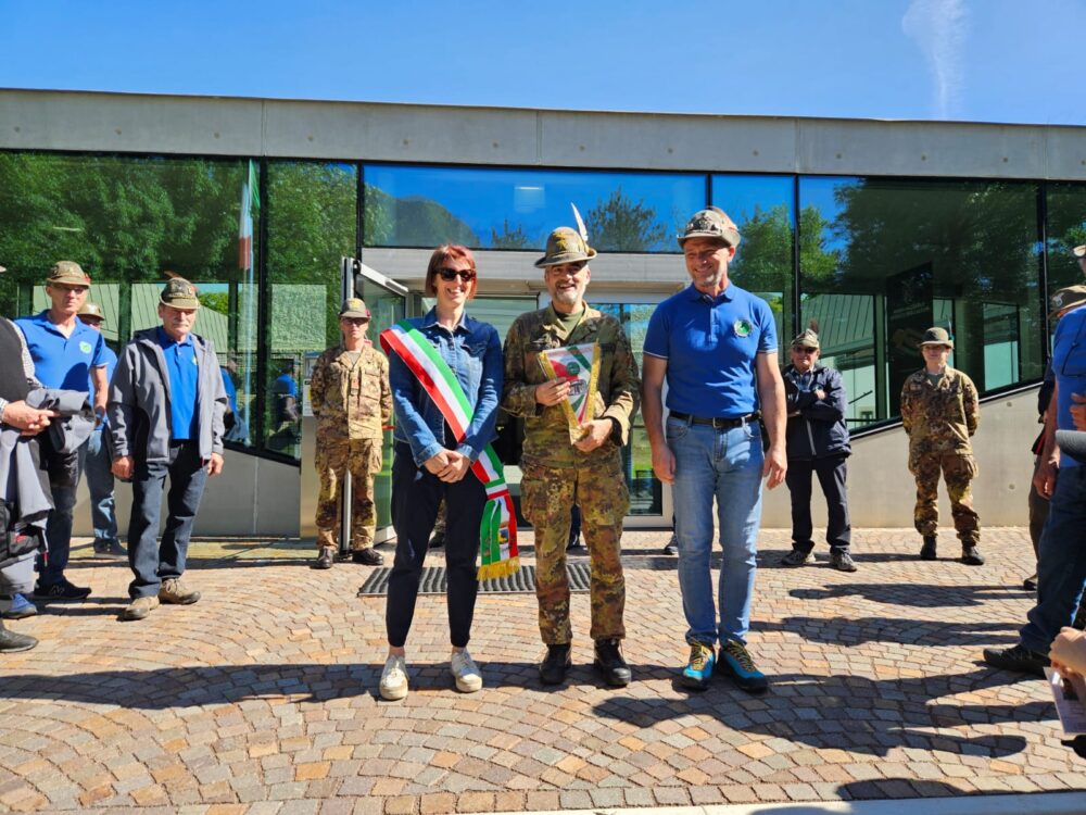 Visita Scuola Primaria “F.lli Bronzetti” Roverè della Luna (TN)